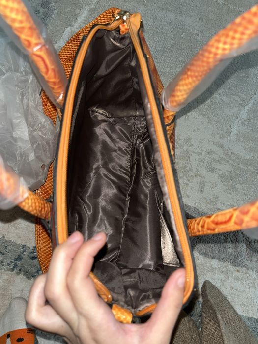 сумка новая оранжевая