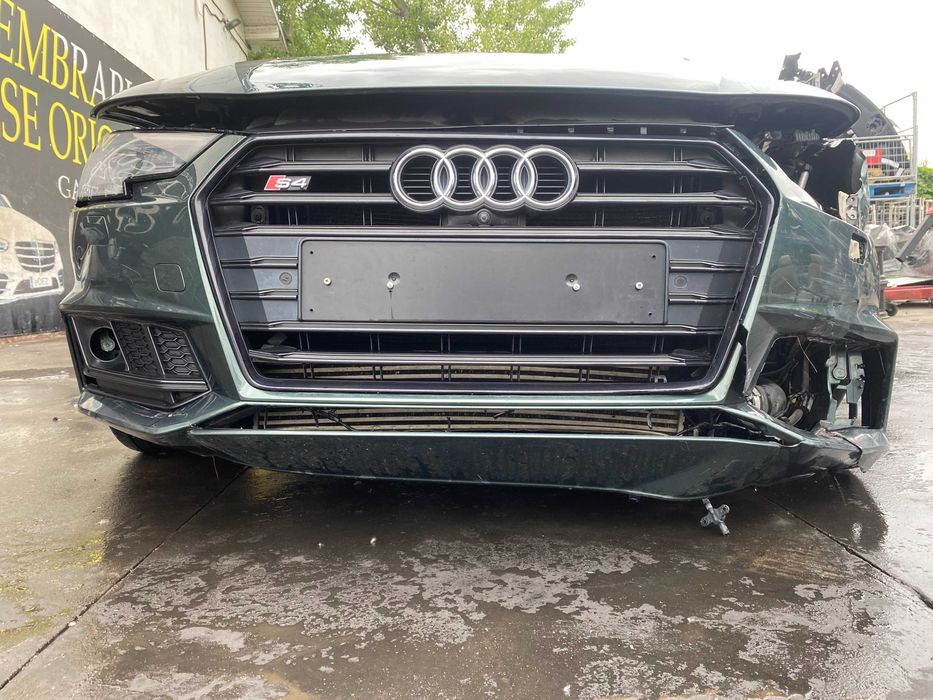 dezmembrez audi S4 B8 TFSI 333cai/motor CAKA/interior s Line