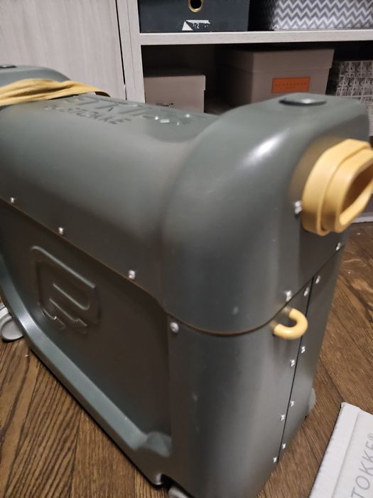 Stokke jet kids чемоданчик