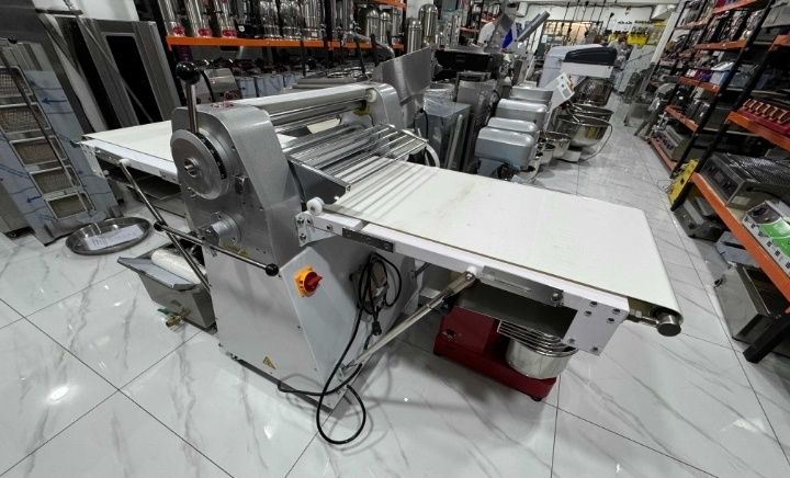 Testoraskatka тестораскатка xamir yoyadigan aparat xamir yoyish uchun