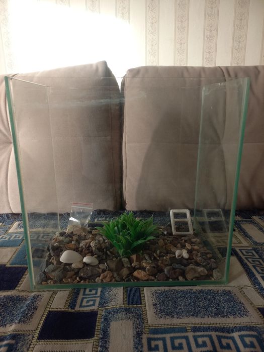 Пподам аквариум 38л