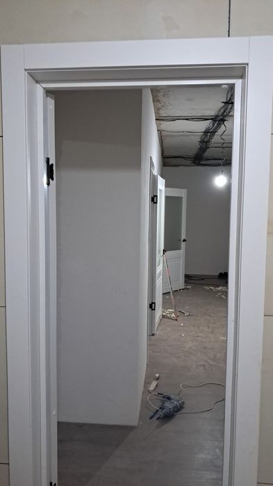 Установка дверь. укладка ламината