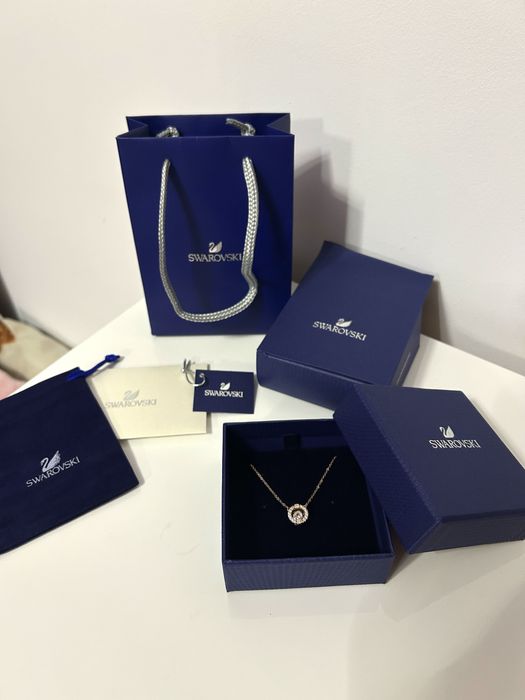 Swarovski Una Necklace