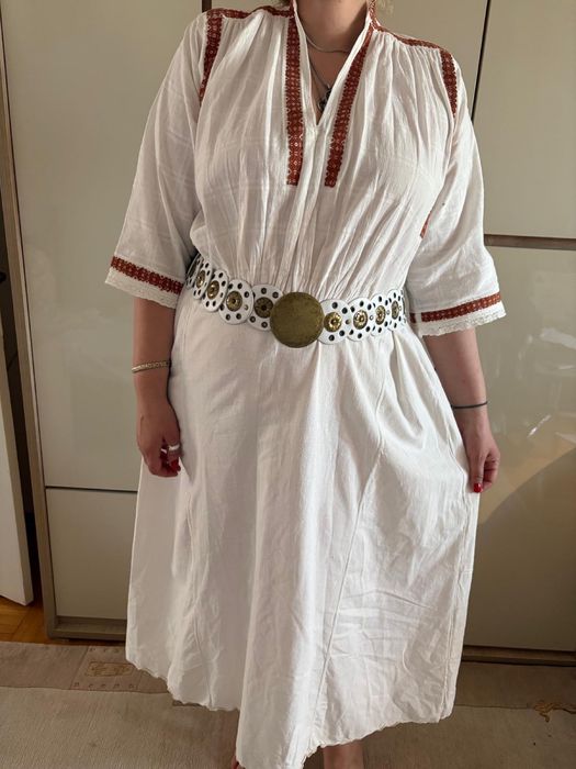 Rochie populata autentica