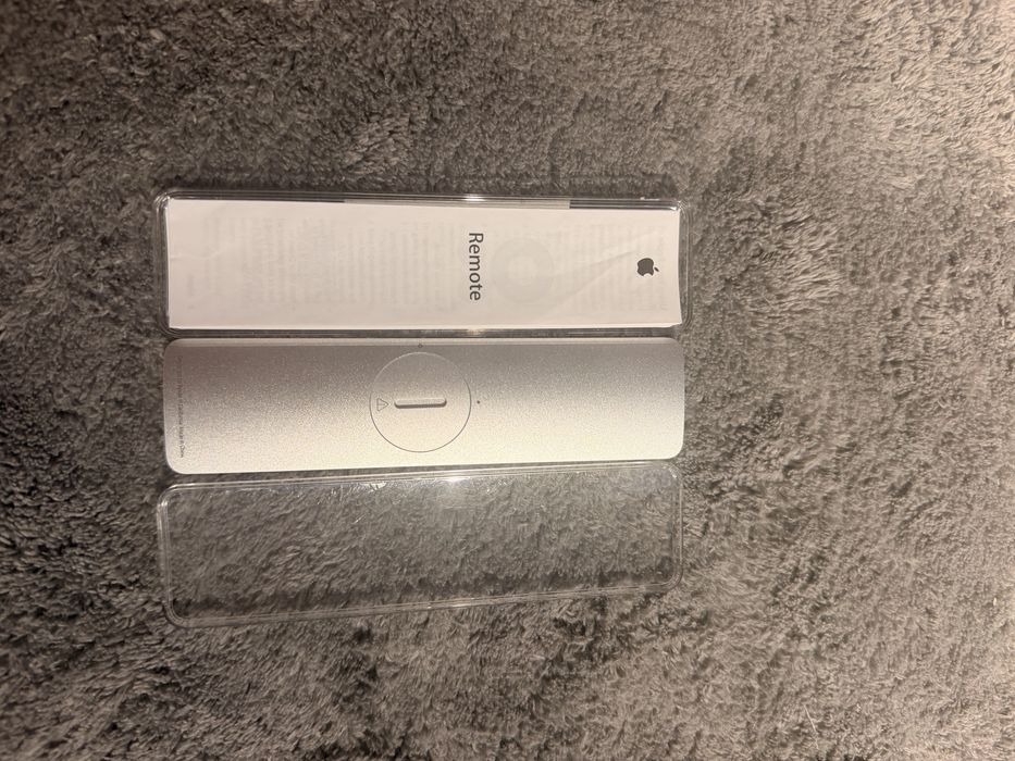 Apple TV + telecomanda originala