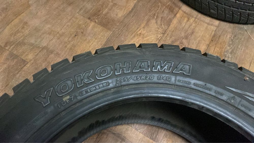 Две пары 80К шын 295/45/20