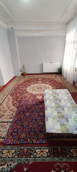 Uy sotiladi 7 massif GM zavoti togrisidagi maxalla 3xonali uy 1.4 soti