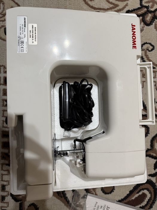 Швейная машина Janome 1225s — Полный комплект!