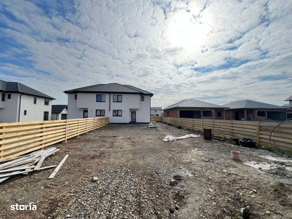 Casa-Duplex-4 camere-2 bai-140mp-Teren 500mp-Izvor-Tarlungeni
