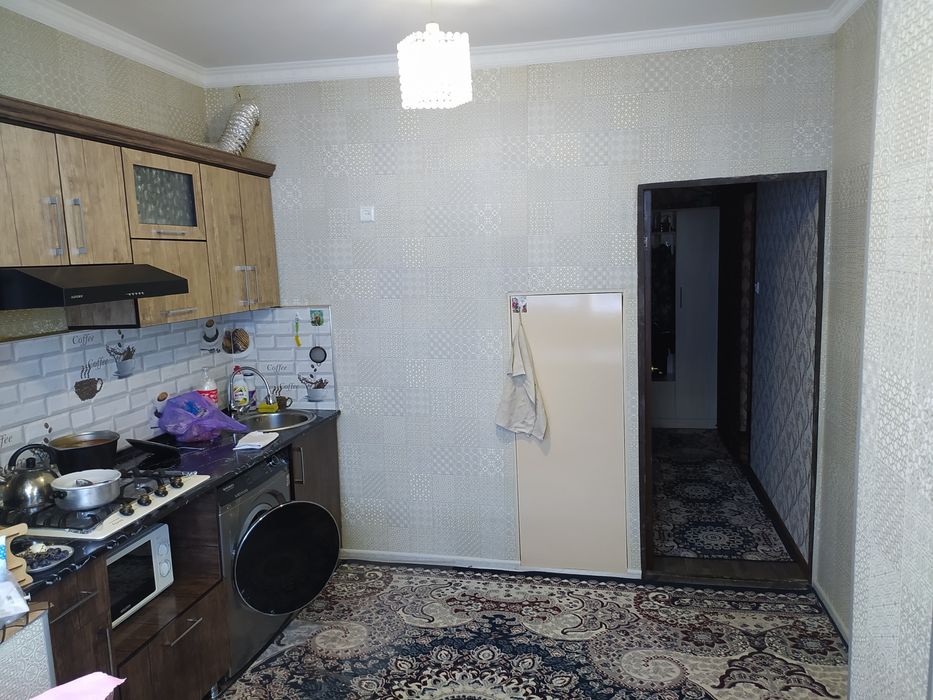 Уй сотилади 2 хона