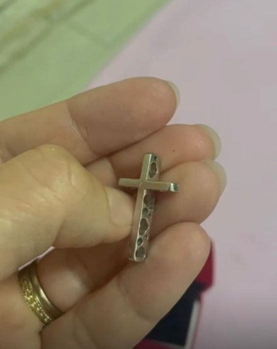 Pandantiv din aur 18k cu diamante naturale