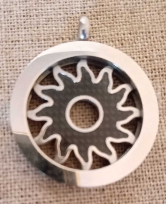 висулка / медальон