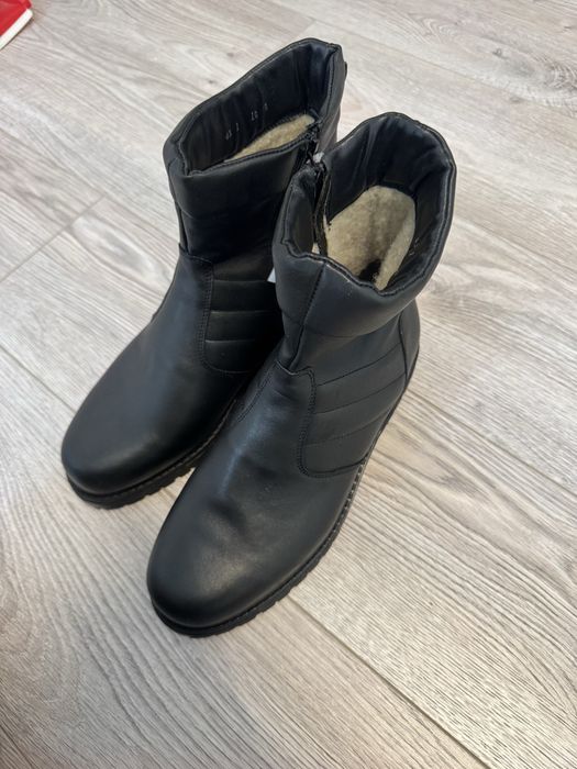 Черни кубинки 43 номер