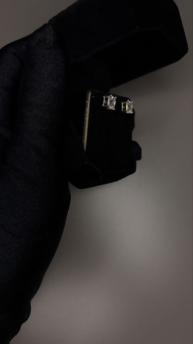 Обици “Princess Cut Moissanite” VVS 1CT