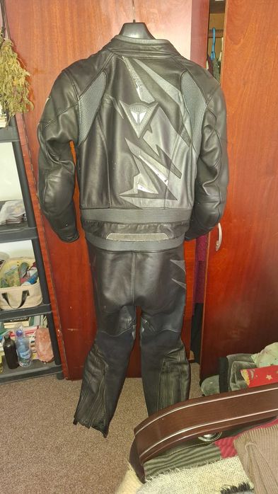 Combinezon Dainese din 2 bucati marimea 54