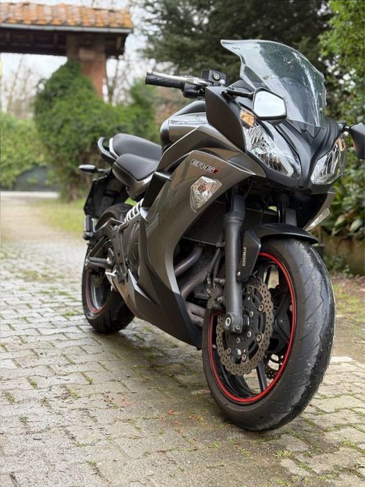 Kawasaki er6f 650cc