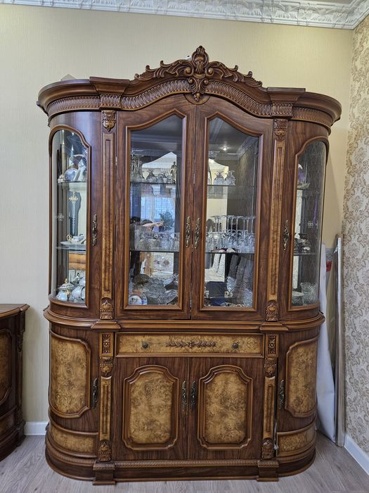 Срочно. Гостинная мебель