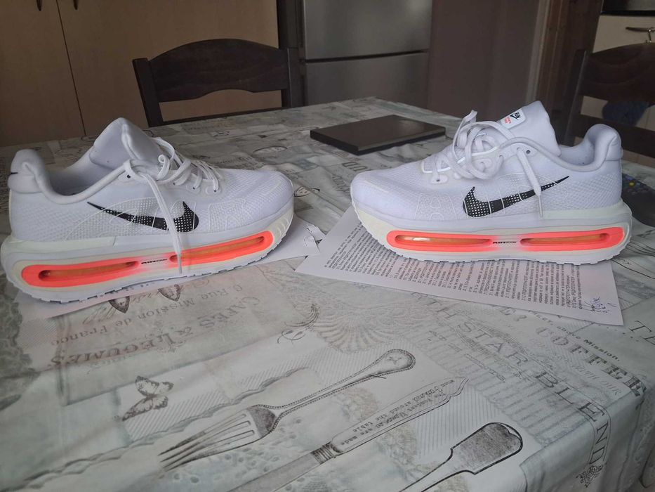 Маратонки Nike Vomero