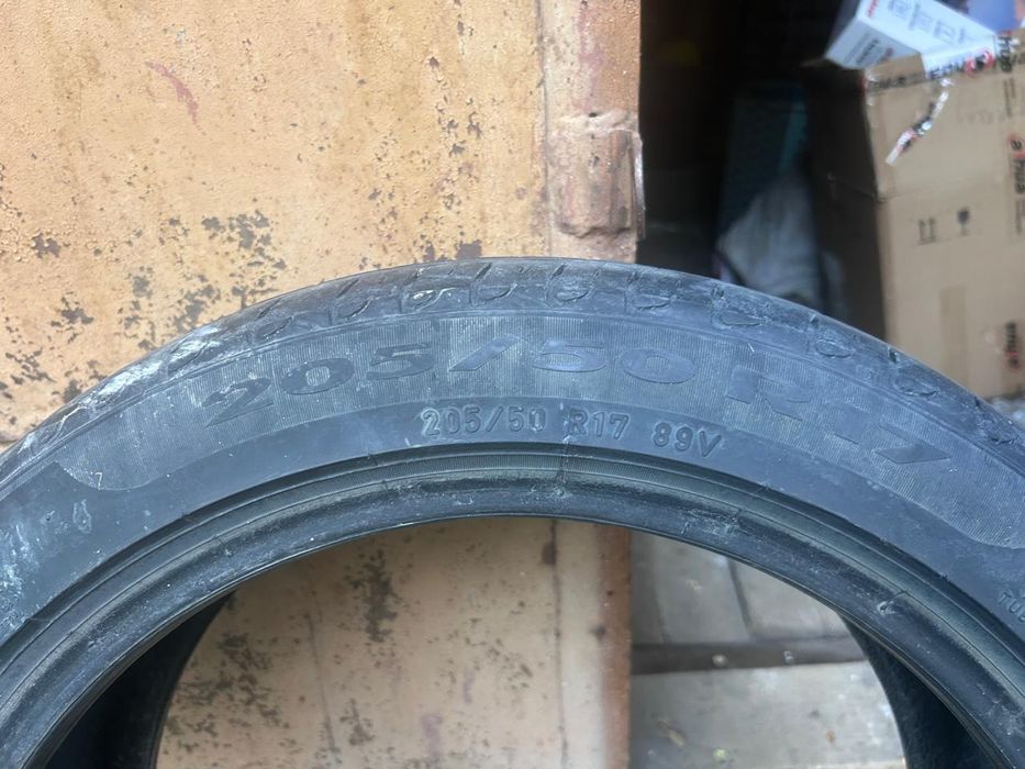 Продам резину 205/50R17