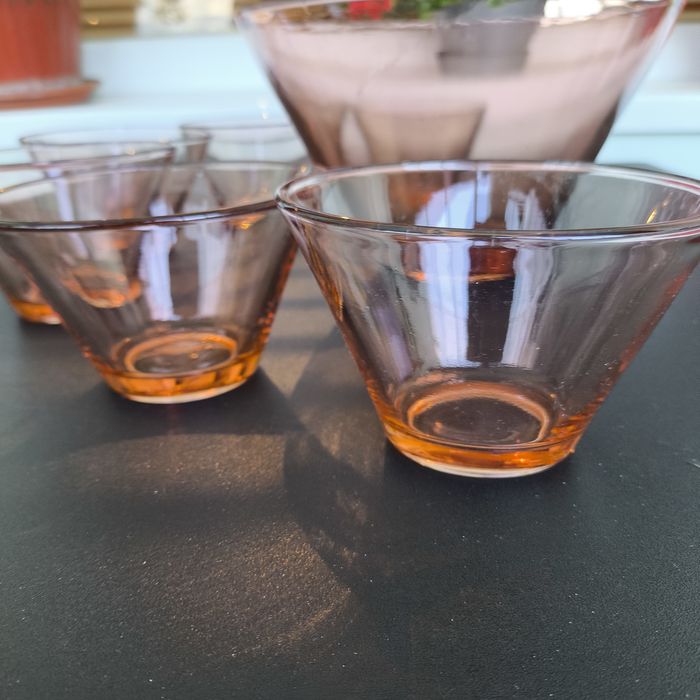 Комплект стъклени 6 + 1 купички.