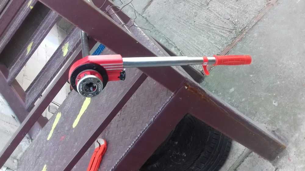 Desfundare canalizare, video inspectie