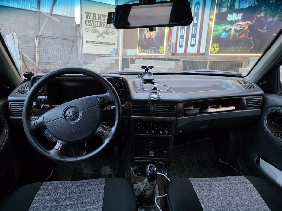 Daewoo Нексия 1  год выпуска 1998