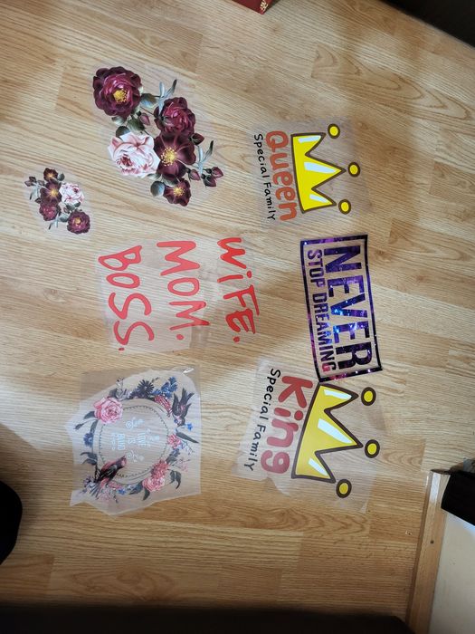 Pachiuri  si stikere  pt personalizat haine!