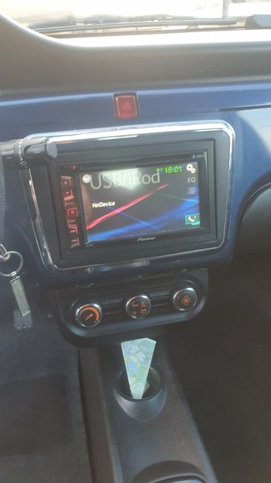 Ligier se conduce de la 16 ani