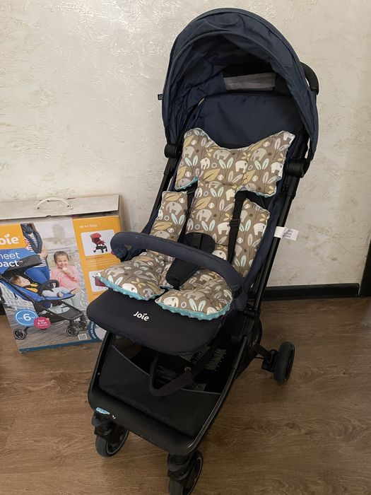 Коляска прогулочная