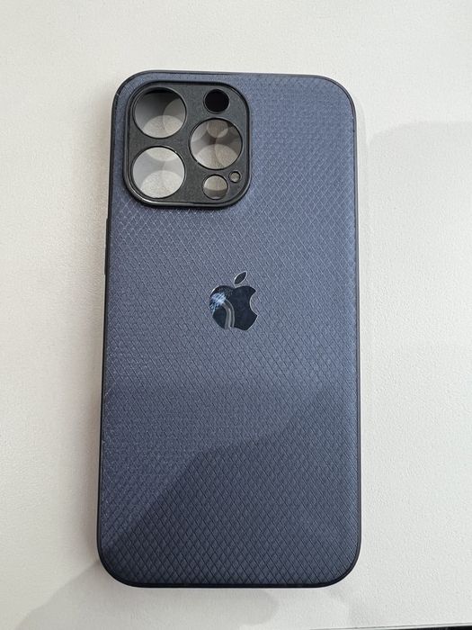 Чехол на Iphone 13 pro