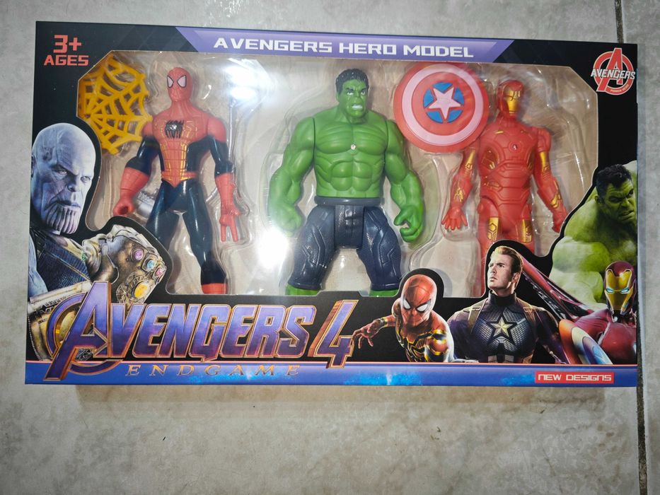 Комплект фигурки Avengers, С оръжие, Спайдърмен, Хълк, Iron Man