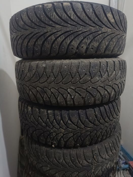 Продам шины зимние