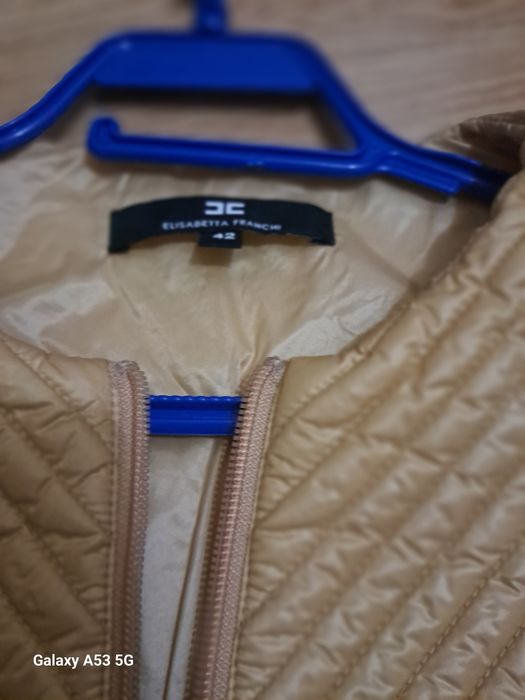 Тънко яке на Elisabetta Franchi  42 размер