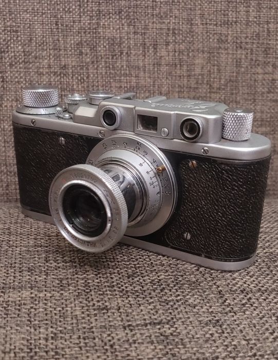 фотоаппарат Зоркий 50-х годов полностью рабочий