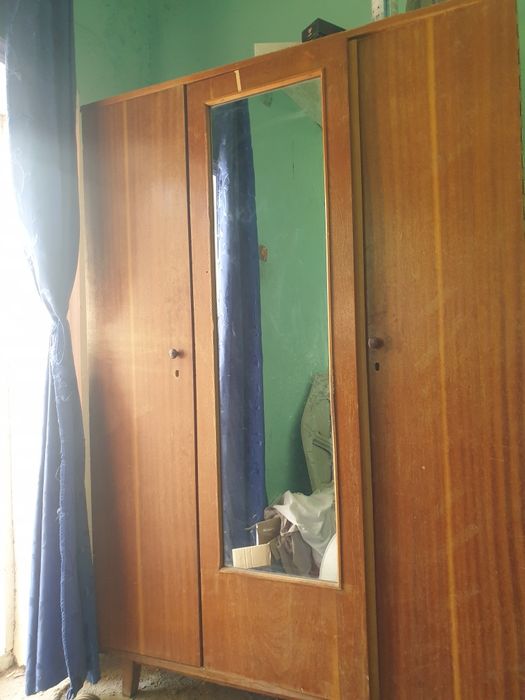 Shifaner xolati yaxshi 1ta laklab ihlatsa yangidek boladi