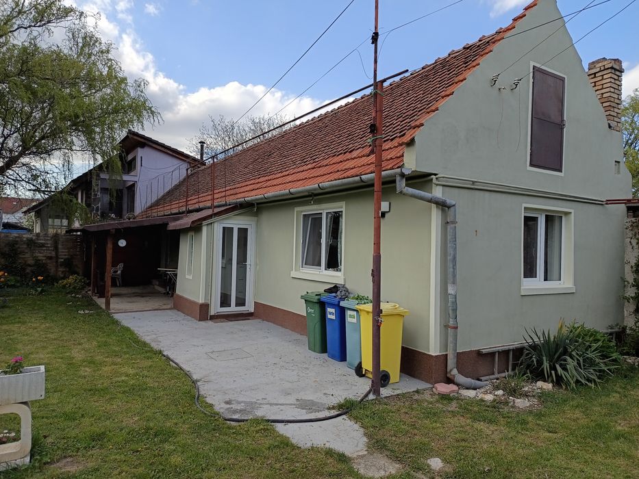 Casă de inchiriat