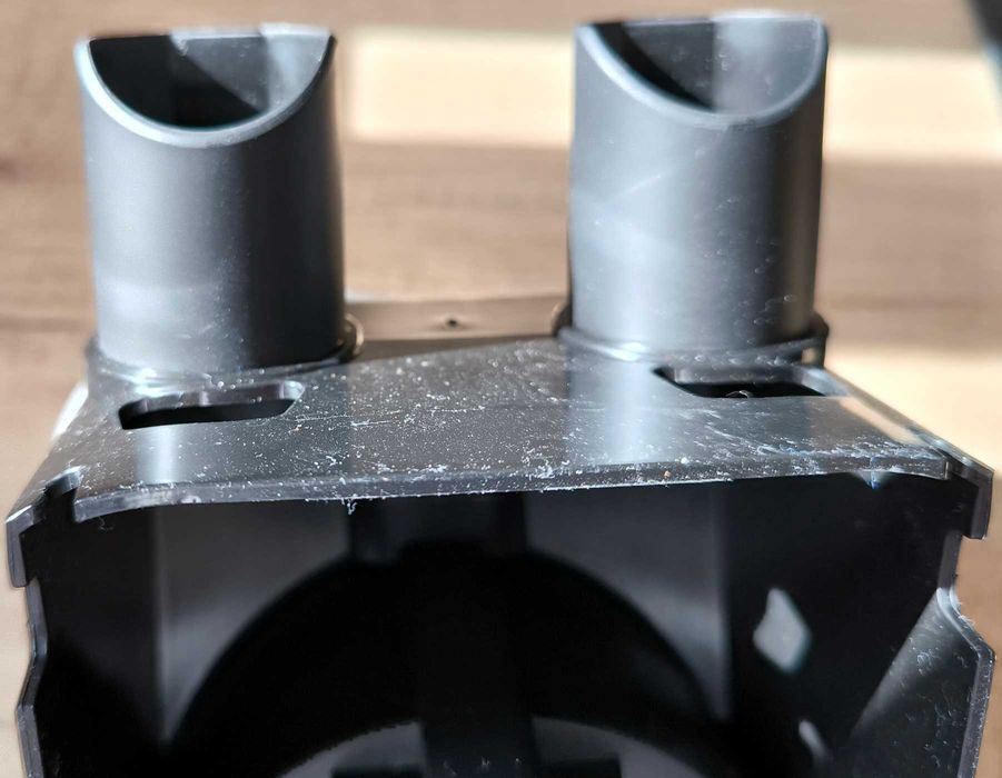 Suport fixare vertical pentru aspirator Bosch Unlimited 7