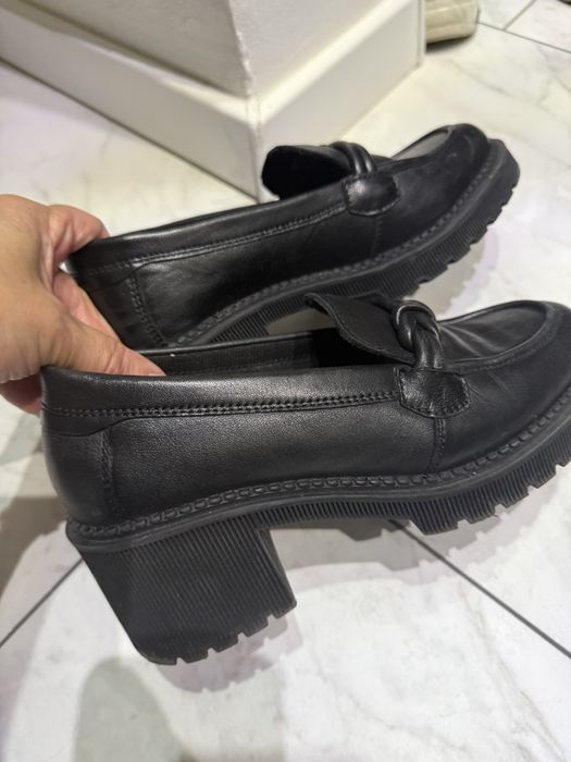 Pantofi negri 36 piele Lasocki