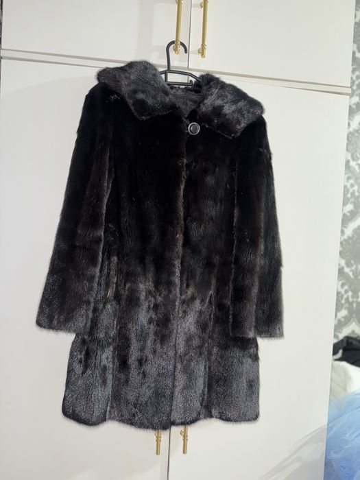 Продам норковую шубу