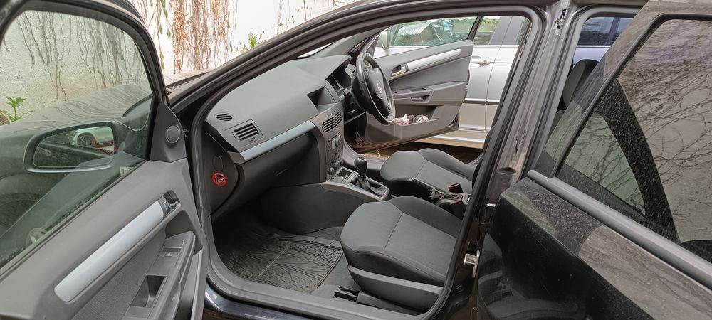 Opel Astra H 1.6 105