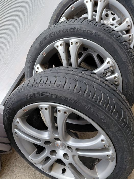 Vand 4 roți cu anvelope vara 225/45/17