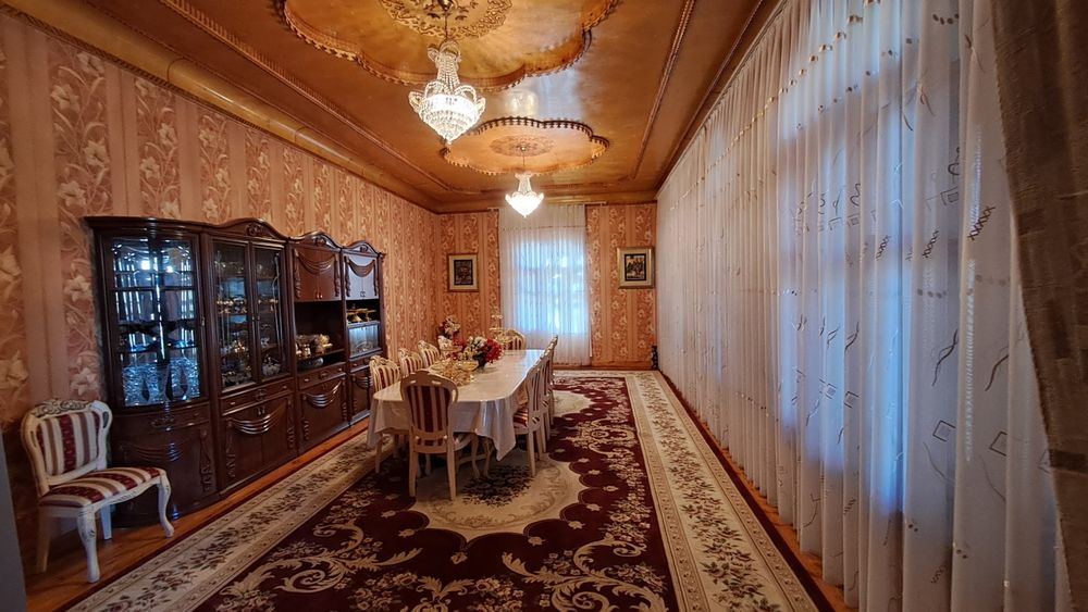 Салар! Про-ся возле речки 23-соток дом 12-комнат