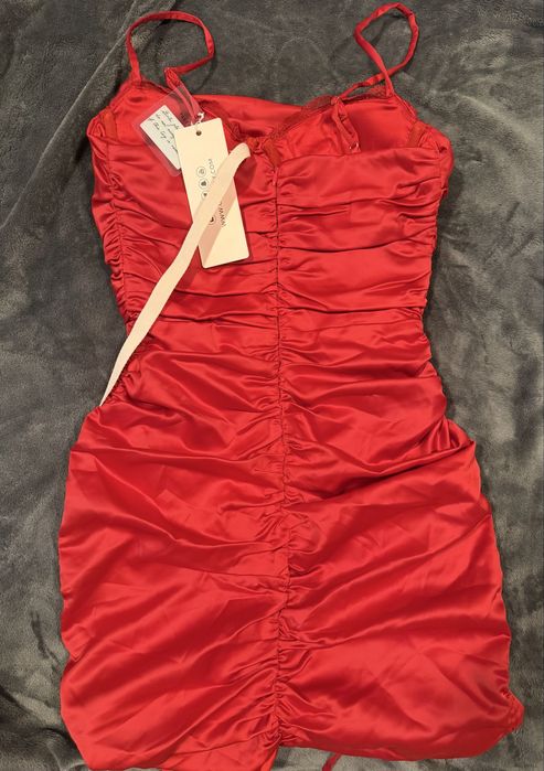 Чисто нова с етикет  рокля Oh Polly