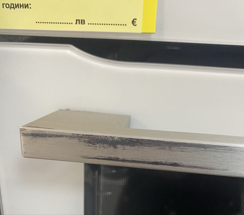 Фурна за вграждане VOSS бяла 72 литра