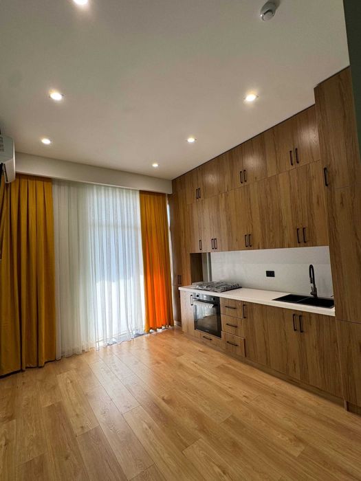 Центр "Darkhan Residence" 2-комнатная с ремонтом с мебелью и техникой