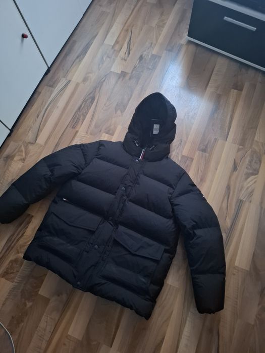 Tommy Hilfiger-Пухено яке
