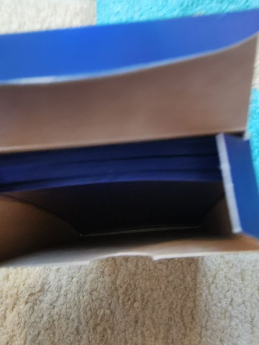 Продавам много ю ги о карти