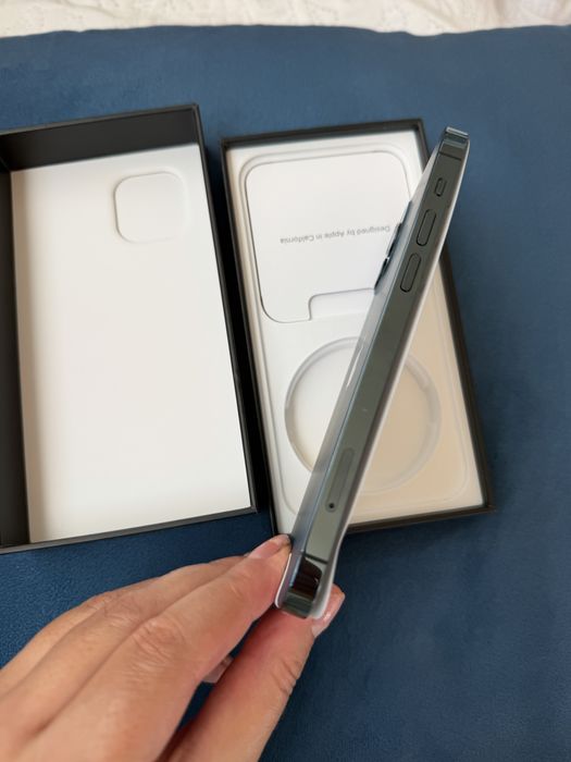 Iphone 12 pro  запазен