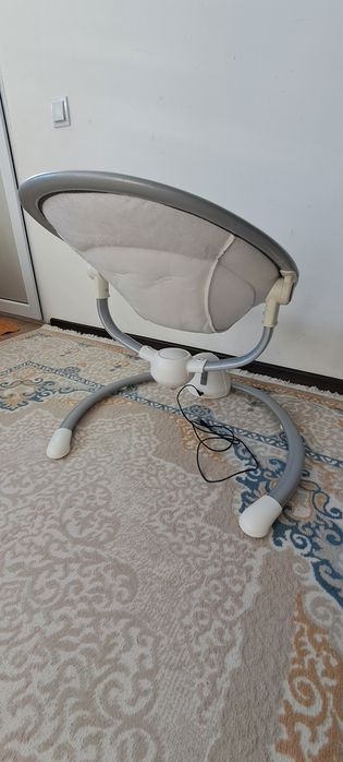 Шезлонг для новорожденных