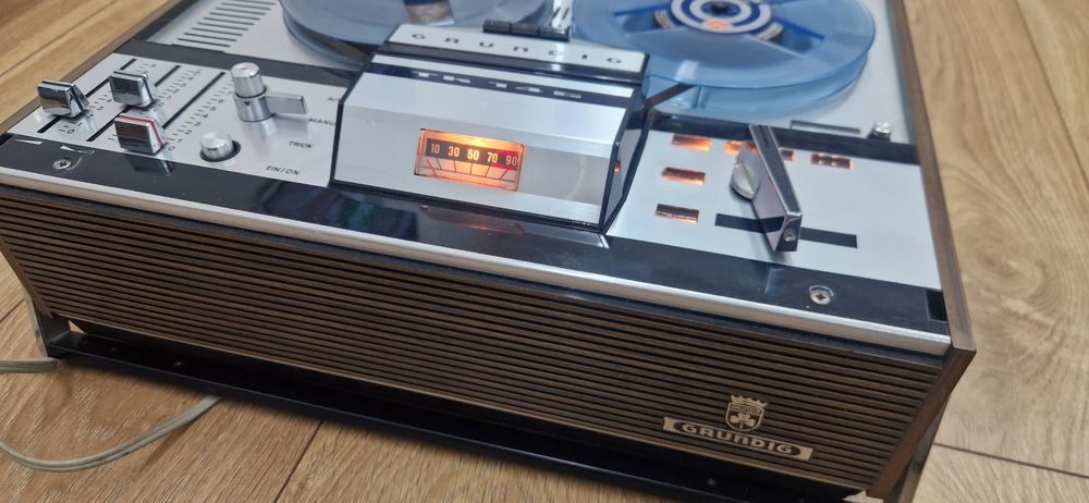 Магнетофон Grundig TK146